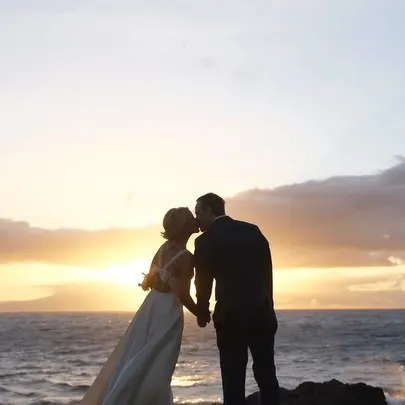 Such a gorgeous Maui destination wedding elopement ceremony at the beautiful Marriott Wailea resort.…
